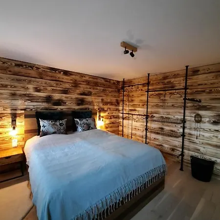 Grosse Auszeit Eifel Mit Sauna, Kamin Und Terrasse شقة