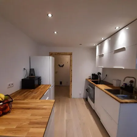 Grosse Auszeit Eifel Mit Sauna, Kamin Und Terrasse