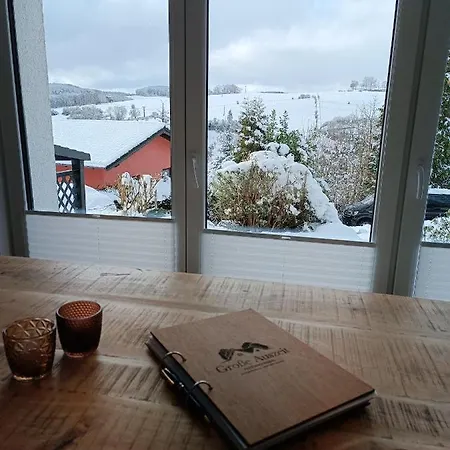 Apartmán Grosse Auszeit Eifel Mit Sauna, Kamin Und Terrasse *